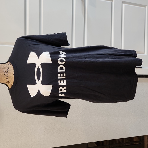 Under Armour Freedom Men's Medium T Shirt - Picture 1 of 5